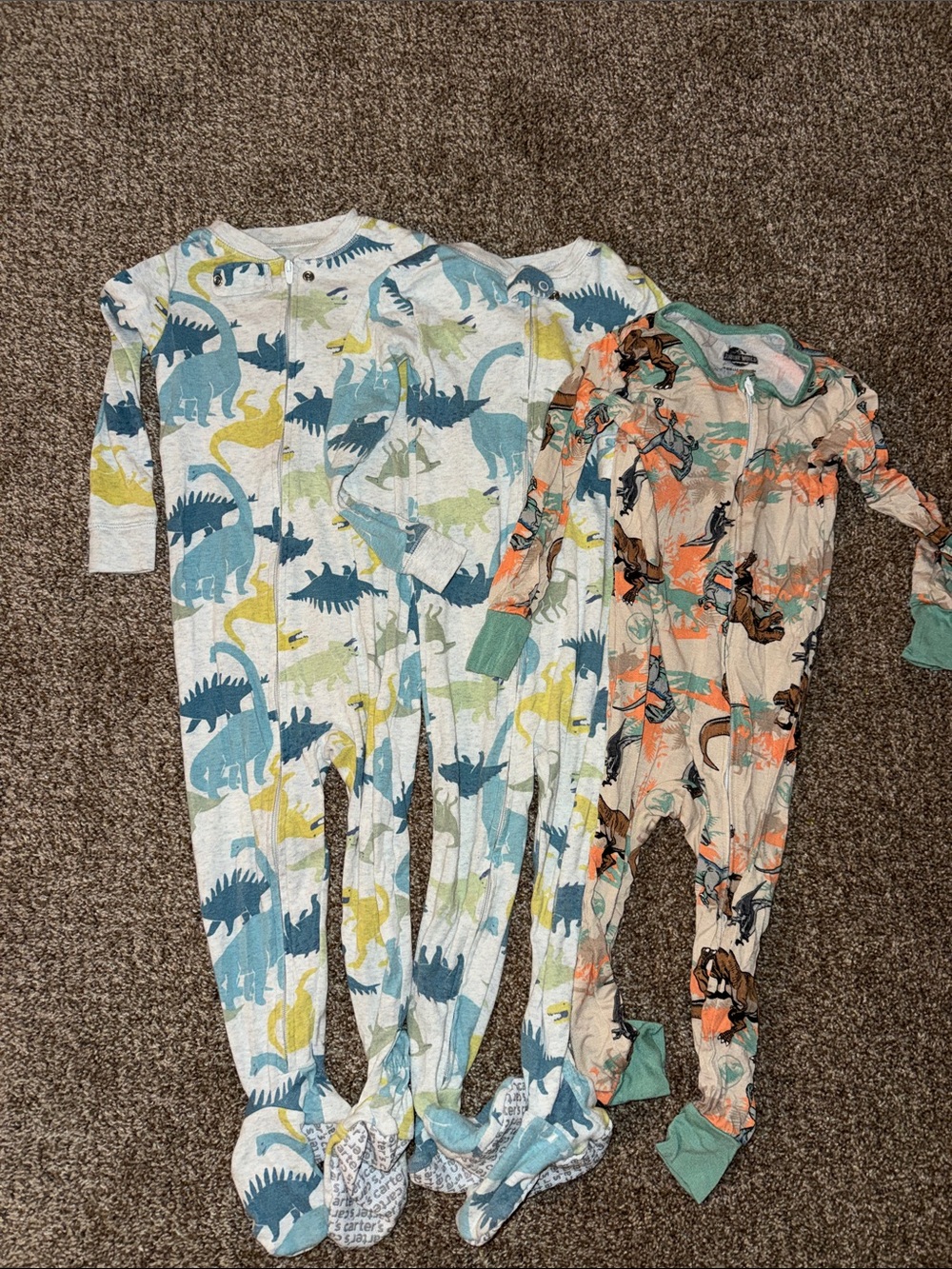 Lightweight footed pajamas 2t